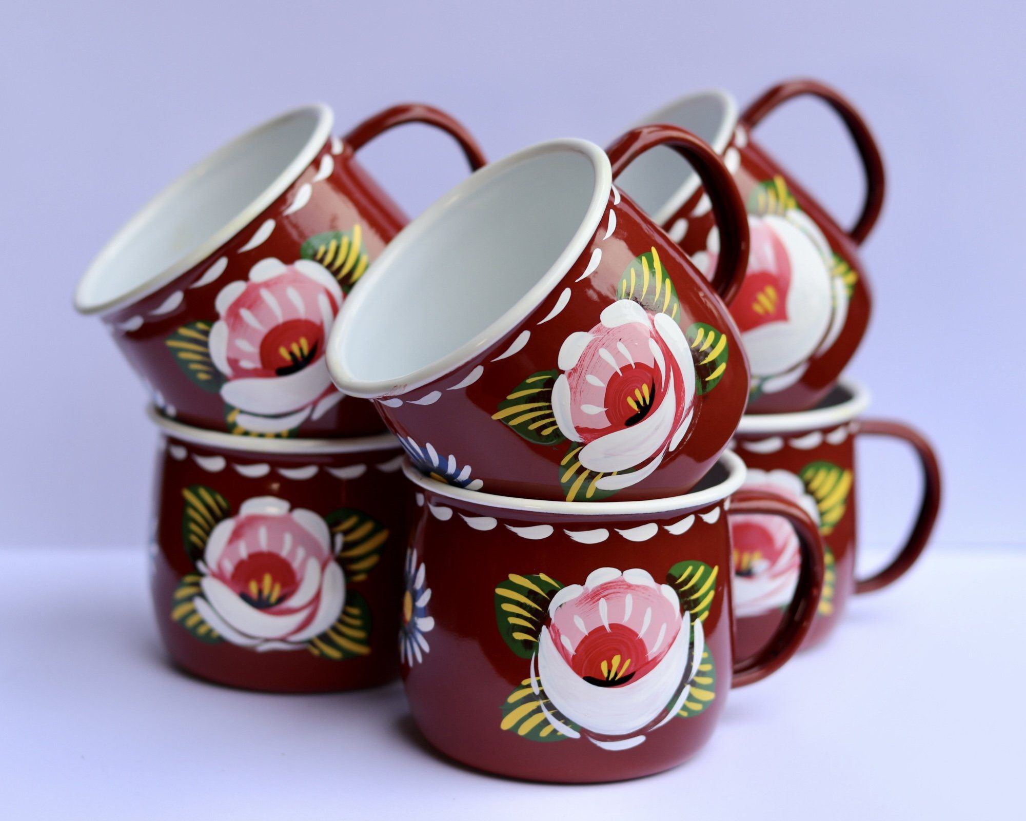 Traditional canal roses hand-painted enamel mugs in RED with white roses