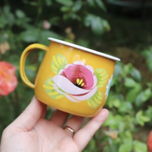 Canal Roses handpainted yellow enamel mug with pink roses & daisies