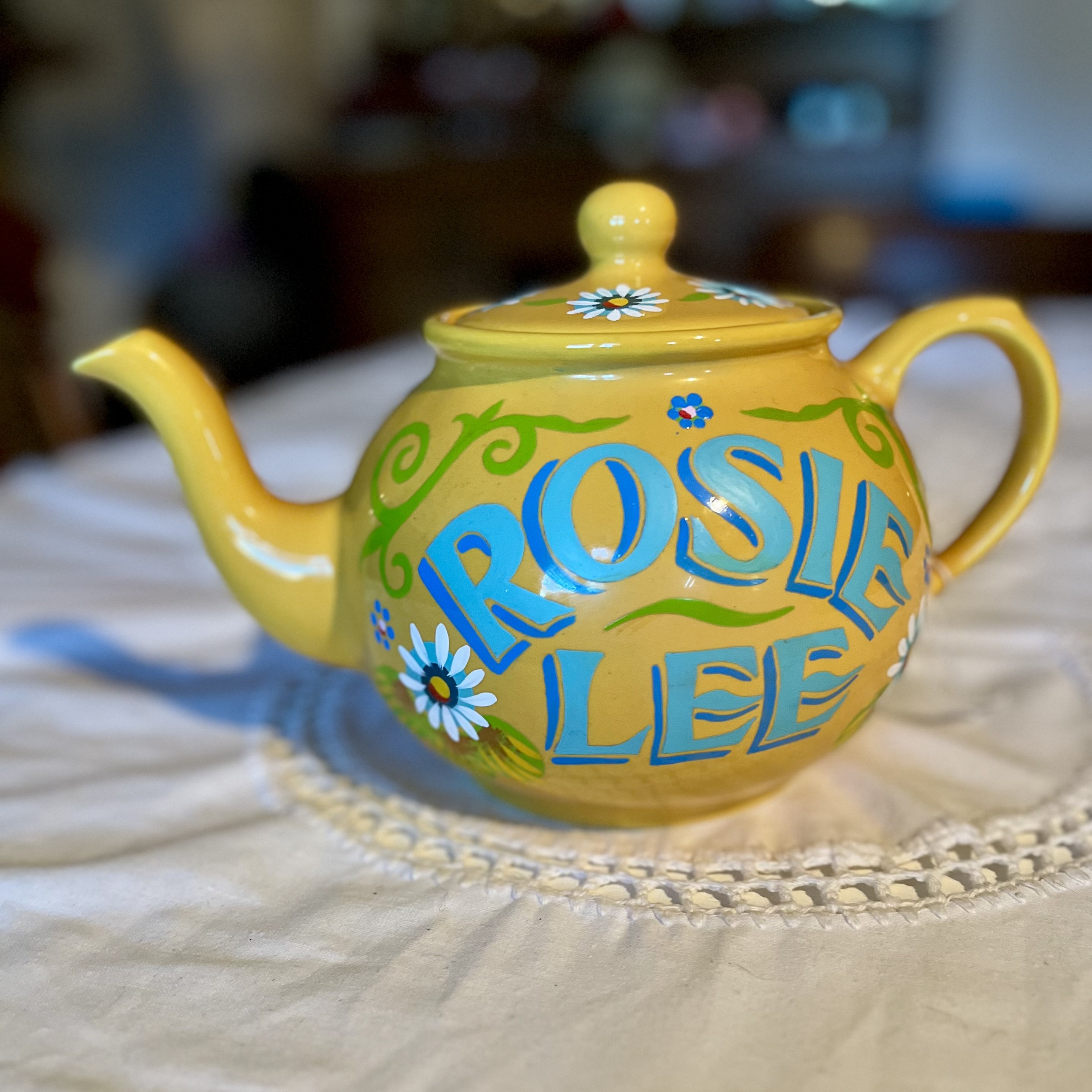 Rosie Lee handpainted teapot with canal roses